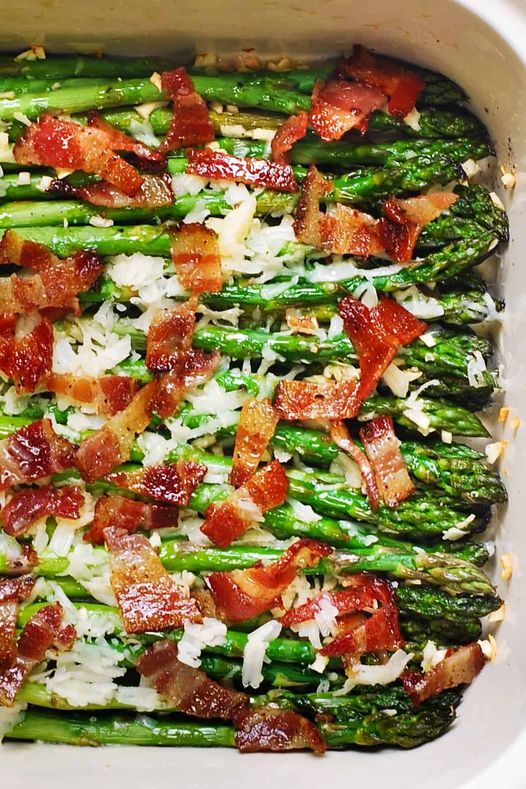 Cheesy Baked Asparagus with Gruyere cheese, Garlic, and Bacon