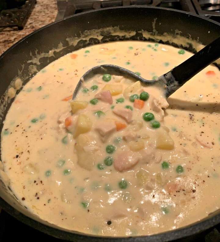 Mom’s Chicken Pot Pie Soup!!!