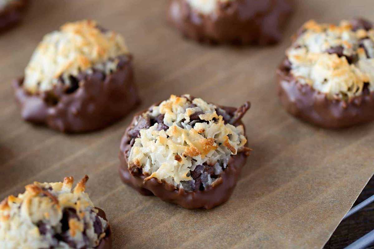 Chocolate Dipped Macaroons – Home Recipes
