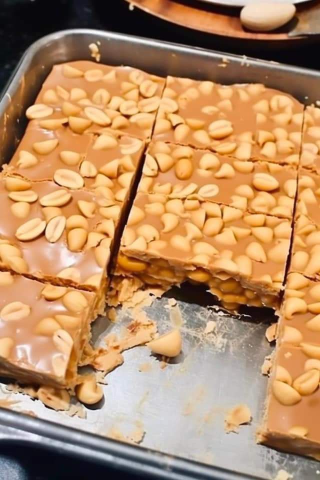 HOMEMADE PAYDAY CANDY BARS