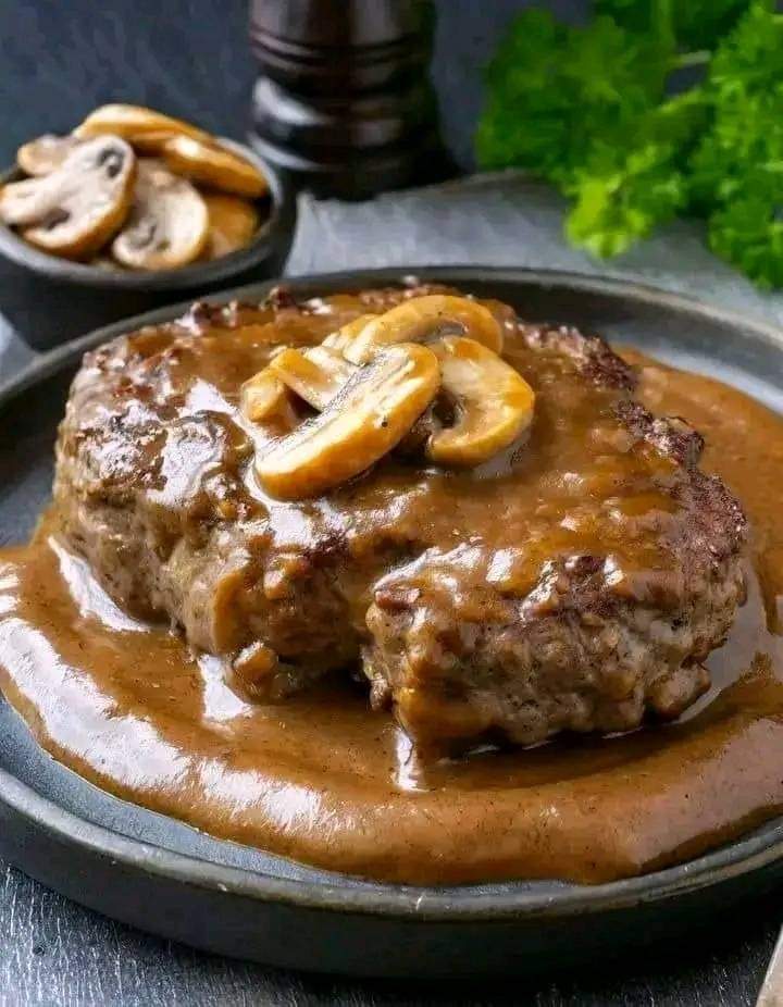 Salisbury Steak with Mushroom Gravy