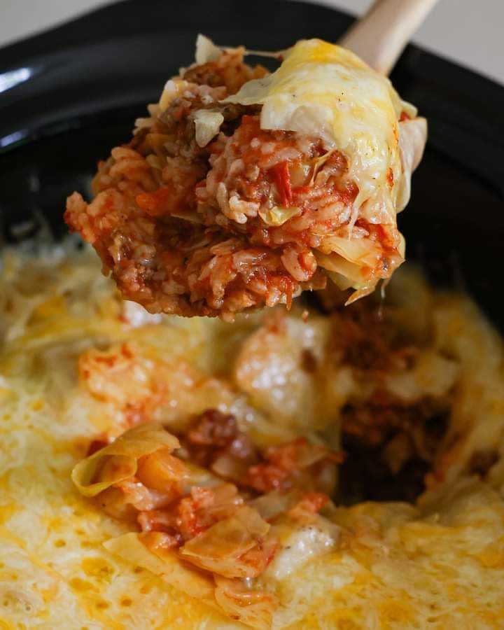 CROCK POT CABBAGE ROLL CASSEROLE