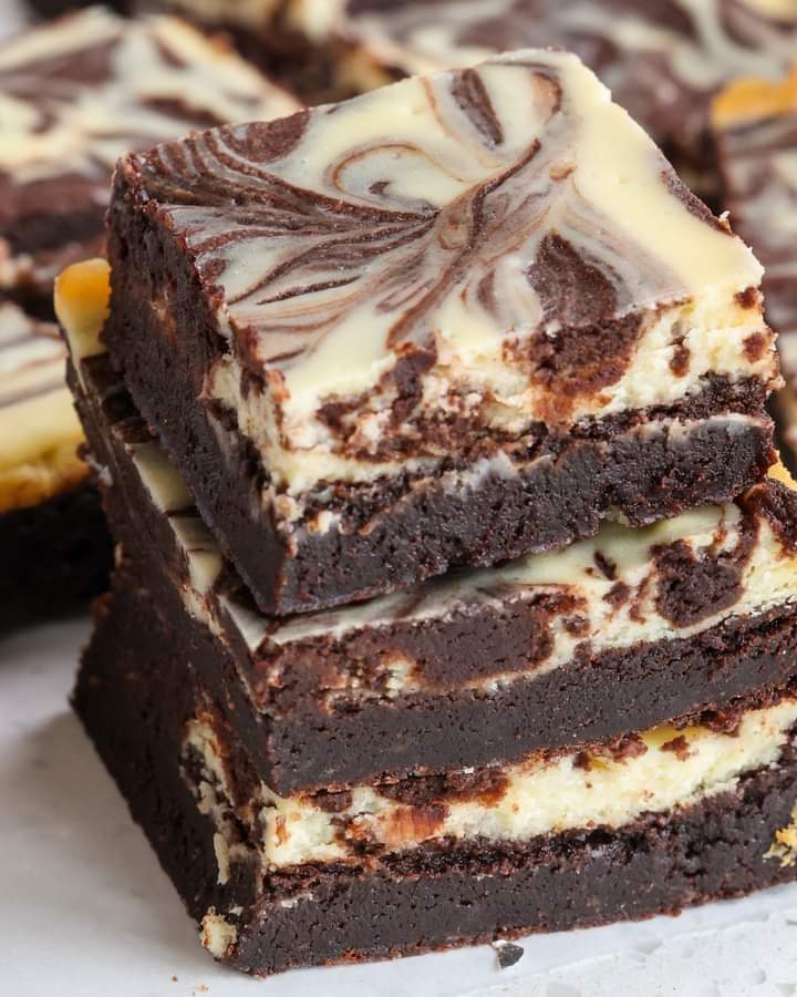 CREAM CHEESE BROWNIES