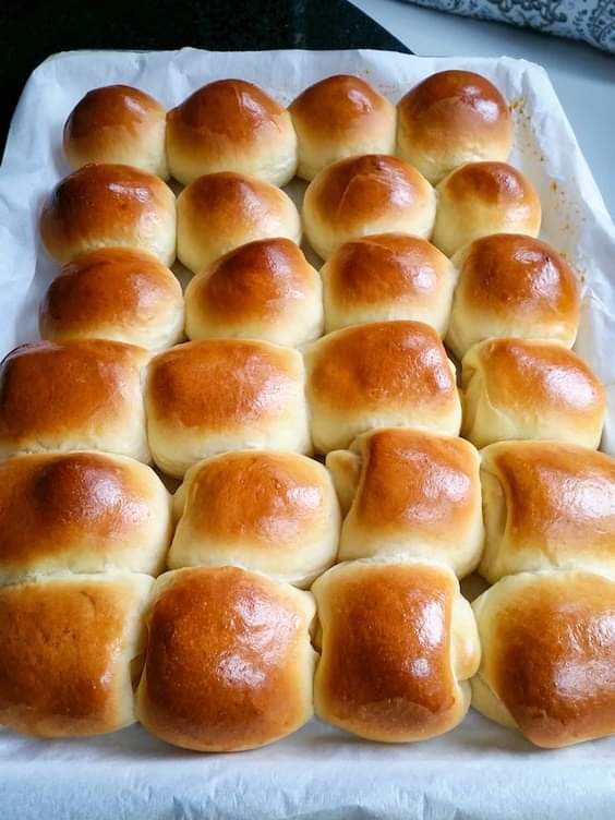 Perfectly soft and fluffy dinner rolls