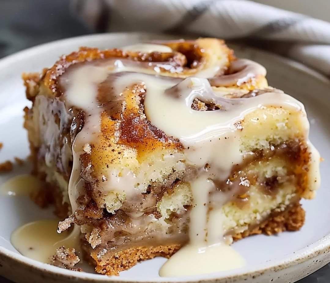 Cinnamon Roll Cake