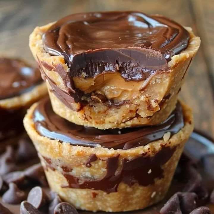 No-Bake Chocolate Peanut Butter Cups